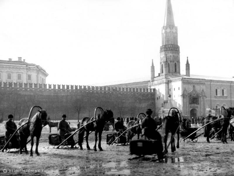 Извозчики на Красной площади